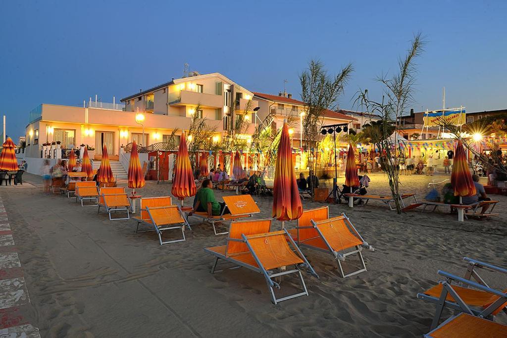 Hotel & Residence Cavalluccio Marino Rimini Exterior photo