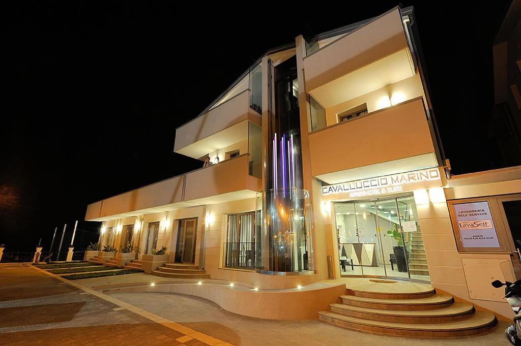 Hotel & Residence Cavalluccio Marino Rimini Exterior photo