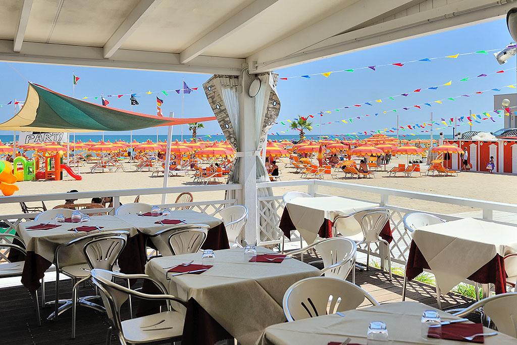 Hotel & Residence Cavalluccio Marino Rimini Exterior photo